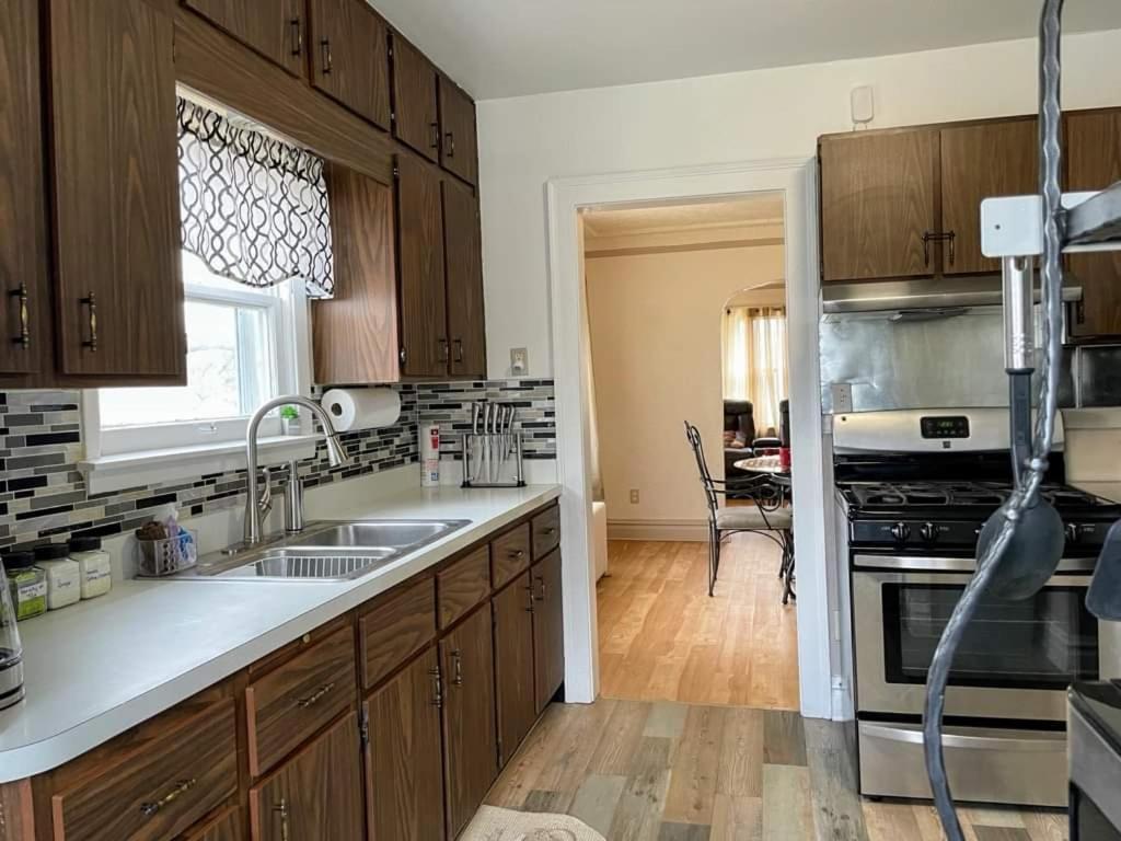 2 Bedroom Apt Near Great Lakes Naval Base And 6 Flags Уокиган Экстерьер фото