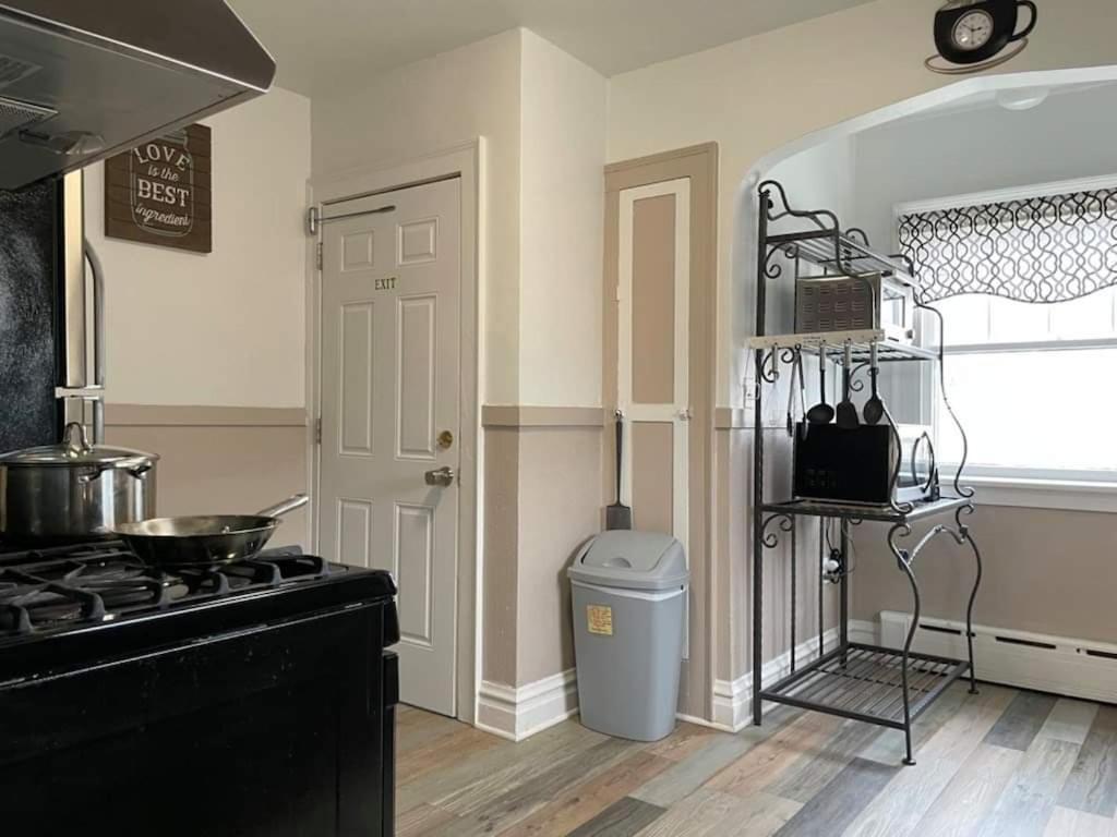 2 Bedroom Apt Near Great Lakes Naval Base And 6 Flags Уокиган Экстерьер фото